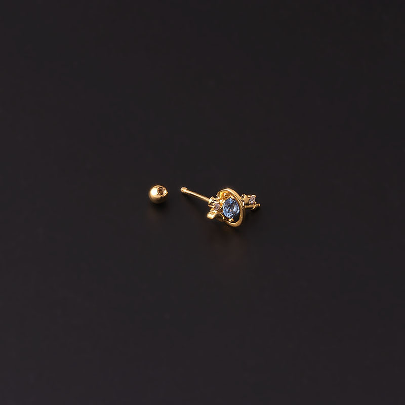 1 Piece Simple Series Classic Moon & Star Titanium Steel 18K Gold Plated Material Zircon Women's Stud Earrings 